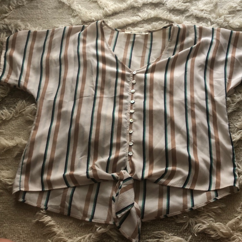 TIE TEE